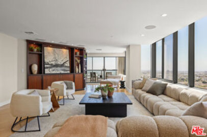 Lovely Park Wilshire Condominium Located at 10724 Wilshire Boulevard #1402 was Just Sold